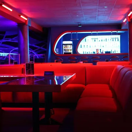 Hotel Nekla 3* Nekla