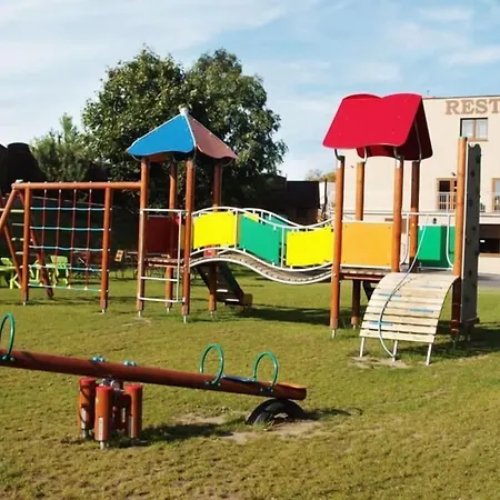 Hotel Hotel Nekla 3*