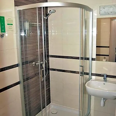 Hotel Nekla Hotel 3*