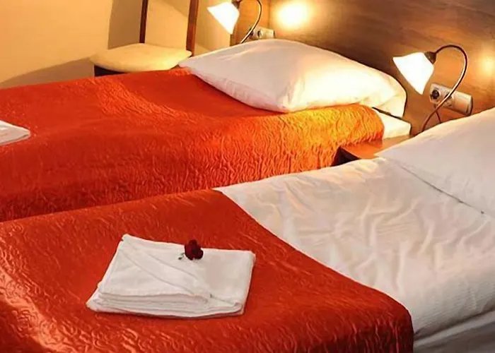 Hotel Nekla Hotel 3*