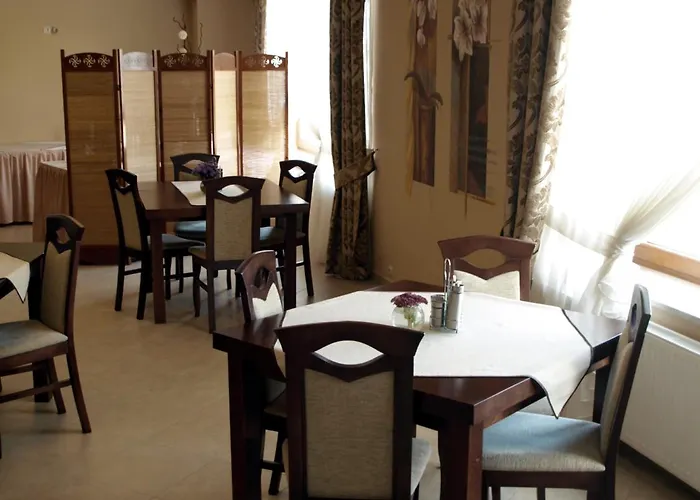 Hotel Hotel Nekla 3*