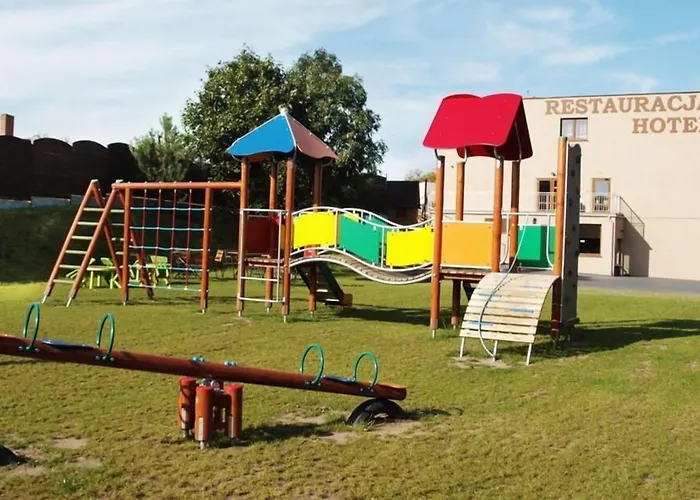 Hotel Hotel Nekla 3*